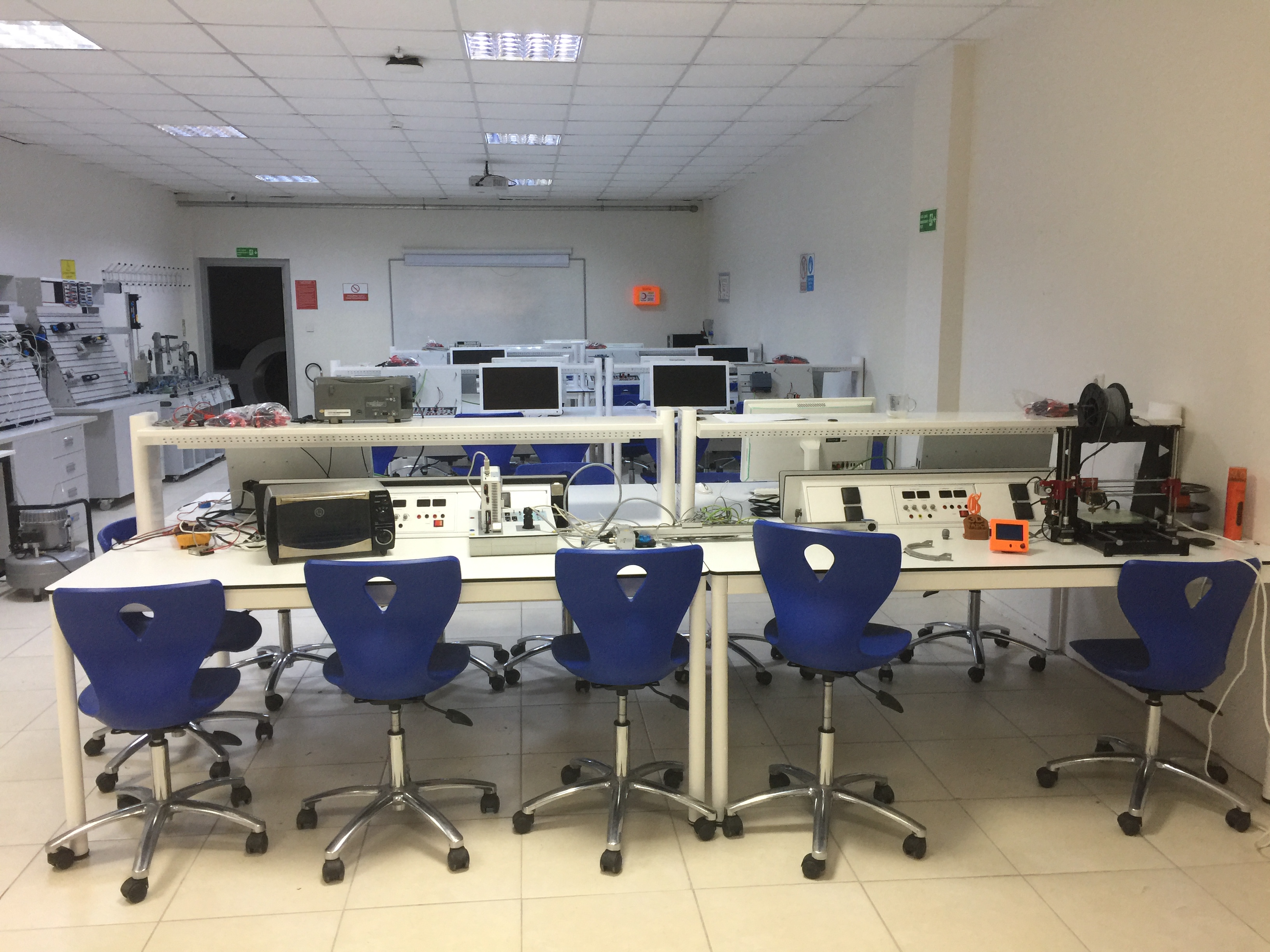 Automation and PLC Laboratory Faculty of Engineering and Architecture