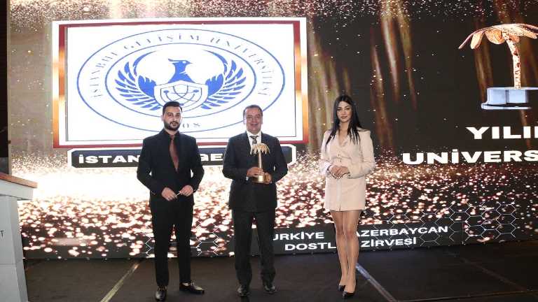 'University of the Year' award to IGU!