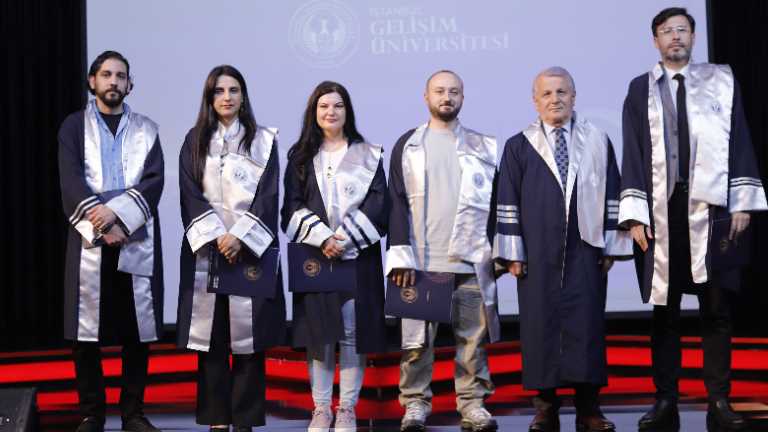 Assoc. Prof. Dr. Ayşe Meriç Yazıcı's Academic Performance Awards Success