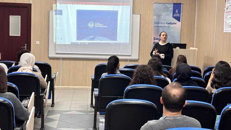 İstanbul Gelişim Üniversitesi