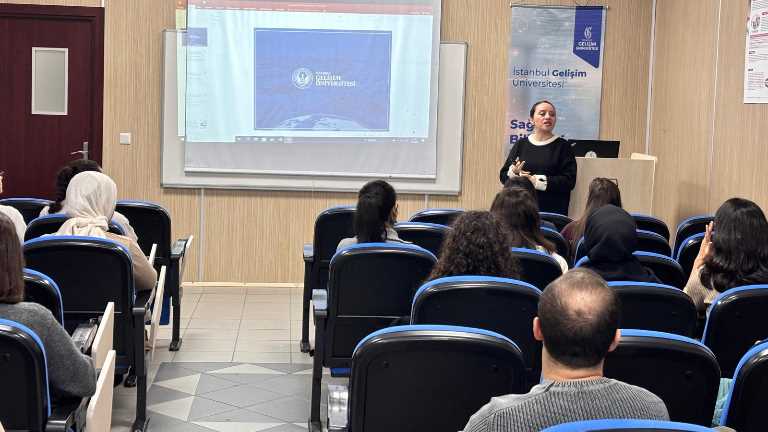 İstanbul Gelişim Üniversitesi