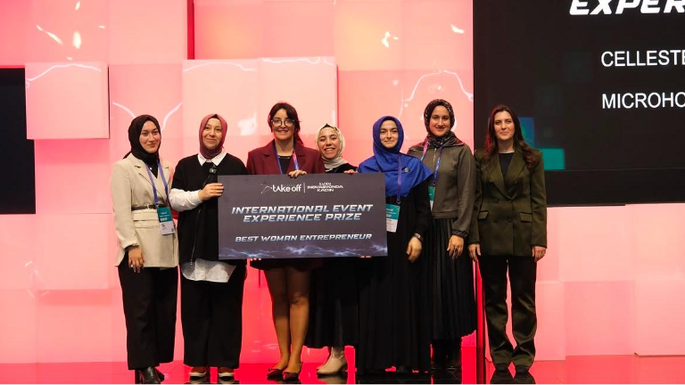 Microhobist, Take Off İstanbul’da “En İyi Kadın Girişimci” ödülünü kazandı!