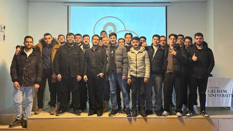 İstanbul Gelişim Üniversitesi
