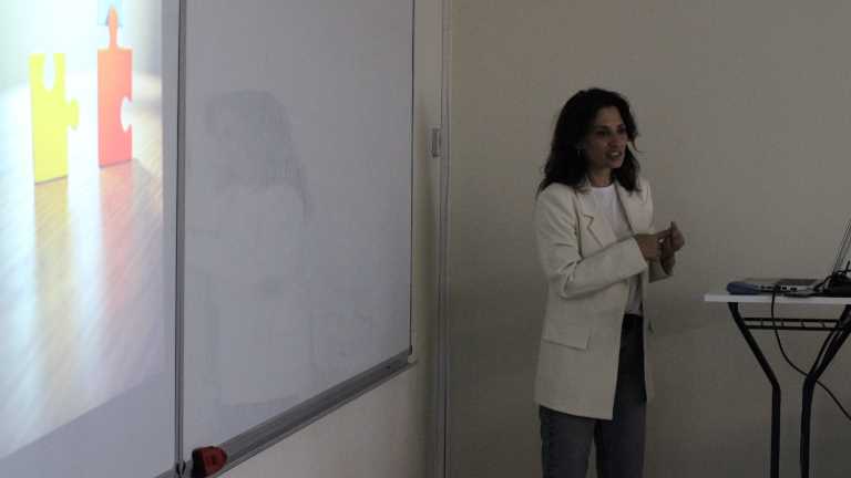 Week 9 of the “Future Skills” Project: Workshop on Simplifying Complex Problems Held