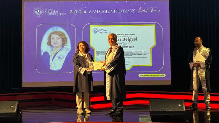 İstanbul Gelişim Üniversitesi