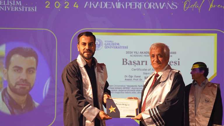 Dr. Öğr. Üyesi Mustafa Günay'ın akademik başarısını kutluyoruz.