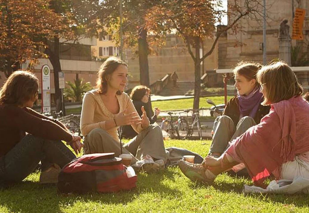 Sosyal Uyum: Başarılı Bir Gelecek için İpuçları