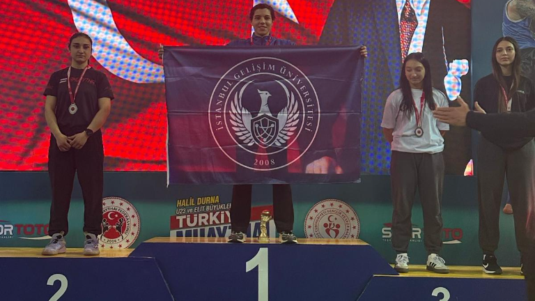 IGU athlete Kübra Kocakuş became the Türkiye champion in Muaythai!