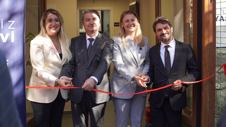 İstanbul Gelişim Üniversitesi’nden Bakırköy Belediyesi’nin Engelsiz Yaşam Evi’ne Destek