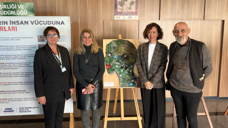 İGÜ’den Avrupa Atık Haftası’nda Sürdürülebilirlik ve Sanatı Buluşturan Anlamlı Sergi
