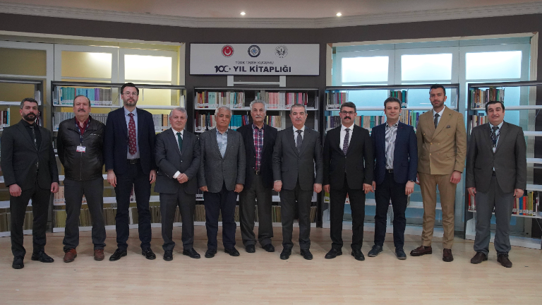 İGÜ’de “Türk Tarih Kurumu 100. Yıl Kitaplığı” hizmete açıldı!