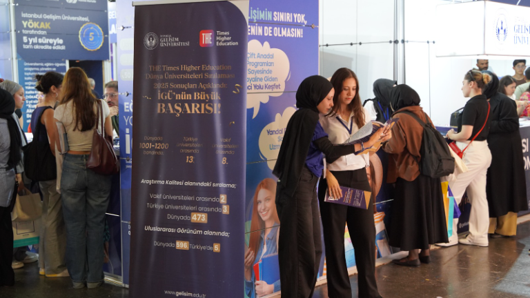 Istanbul Gelisim University Meets Young People at the EKET University Promotion Fair!