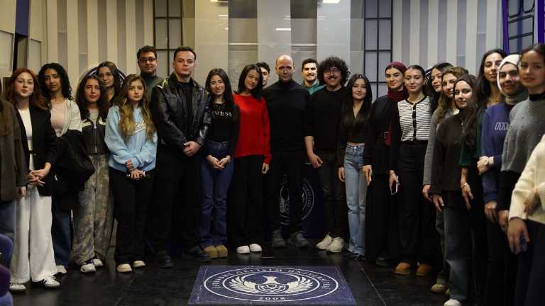 cem_ogretir