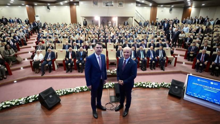 İstanbul Gelişim Üniversitesi COP31 Bilim Diplomasisi Toplantısına Katıldı