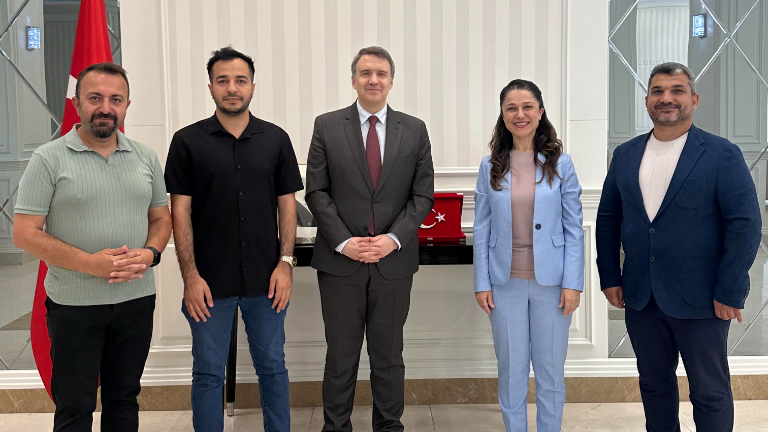 İGÜ, Türkiye’nin Bağdat Büyükelçiliği’ne Gerçekleştirilen Ziyaretle Uluslararasılaşma Vizyonunu Güçlendirdi