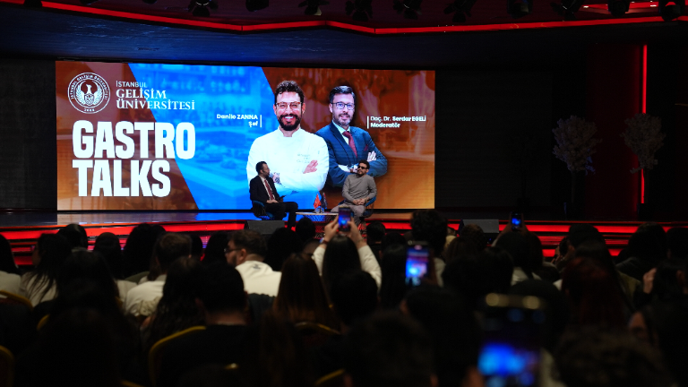 İstanbul Gelişim Üniversitesi’nde Gastronomi Rüzgarı: Danilo Zanna İGÜ’lü Öğrencilerle Buluştu