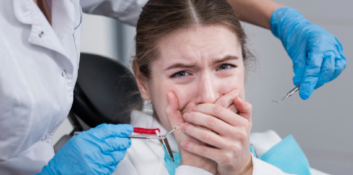 Diş Hekimi Korkusu (Dental Fobi) Yaşayan Yetişkinlere Özel Tedavi Yöntemleri