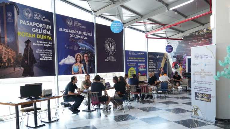 2026 YKS Üniversite Resmi Tercih Süreci Resmen Başladı! İstanbul Gelişim Üniversitesi, Tercih Tanıtım Günleri ile Adayların Yanında