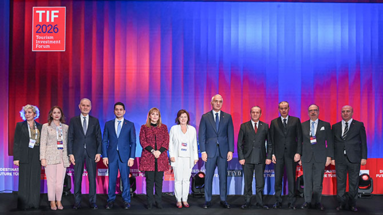İstanbul Gelişim Üniversitesi Genel Sekreteri Doç. Dr. Serdar Egeli Turizm Yatırımının Kalbinin Attığı TIF 2026’ya Katılım Sağladı