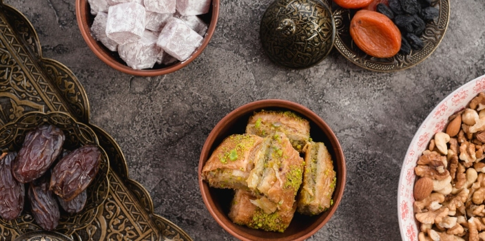 Ramazanda Sık Tüketilen Tatlılar Dişlerinize Etkisi?