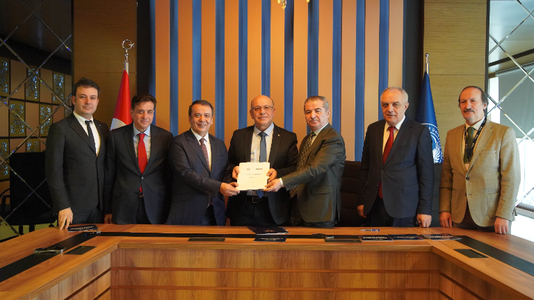 İstanbul Gelişim Üniversitesi ve TEKNOVAK Arasında İş Birliği Protokolü İmzalandı