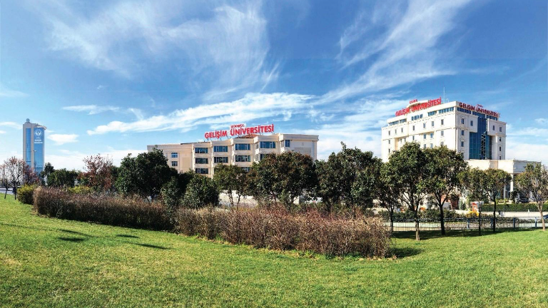 First Prize from Pınar Institute to IGU Department of Nutrition and Dietetics Head Assoc. Prof. Hatice Merve Bayram