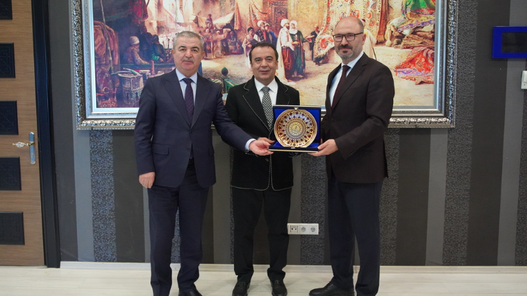 Bahçelievler İlçe Milli Eğitim Müdürü Murat Karabulut İstanbul Gelişim Üniversitesi’ni Ziyaret Etti