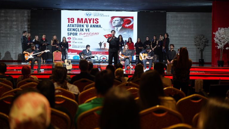 İGÜ’de 19 Mayıs Coşkusu: Gençlik, Sanat ve Cumhuriyet Ruhu Aynı Sahnede Buluştu