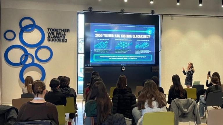 İGÜ’den Geleceği Şekillendiren Vizyon: Doç. Dr. Başak Özarslan Technovation Girls Launch Event’te Sürdürülebilirliği Anlattı