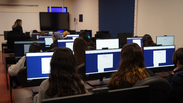 İstanbul Gelişim Üniversitesi Lise Kış Akademisi 500’ün Üzerinde Öğrenciyi Kampüste Buluşturdu