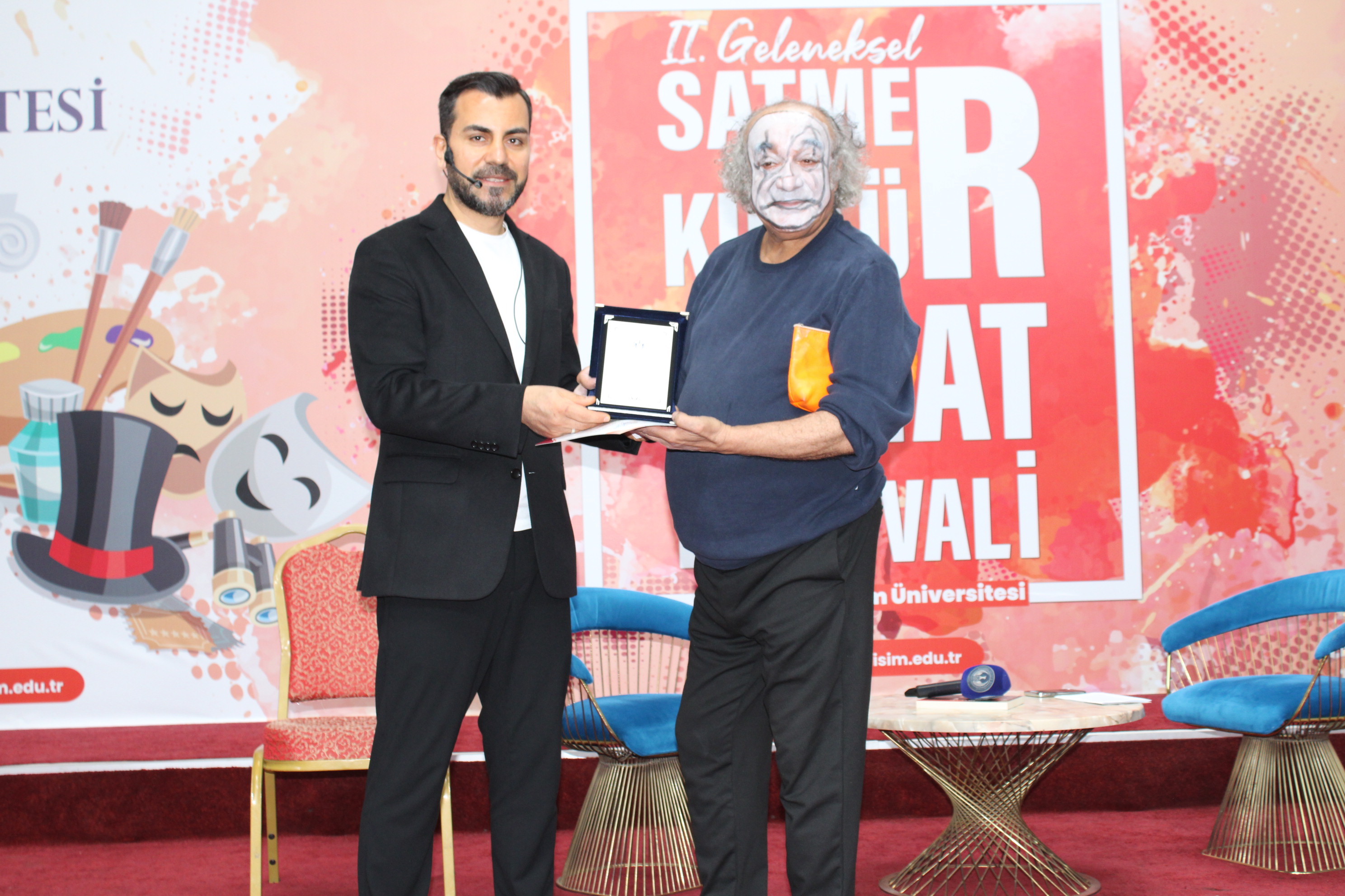 ulvi arı